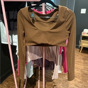 ALO Yoga Brown Ribbed Long-Sleeve Crop Top